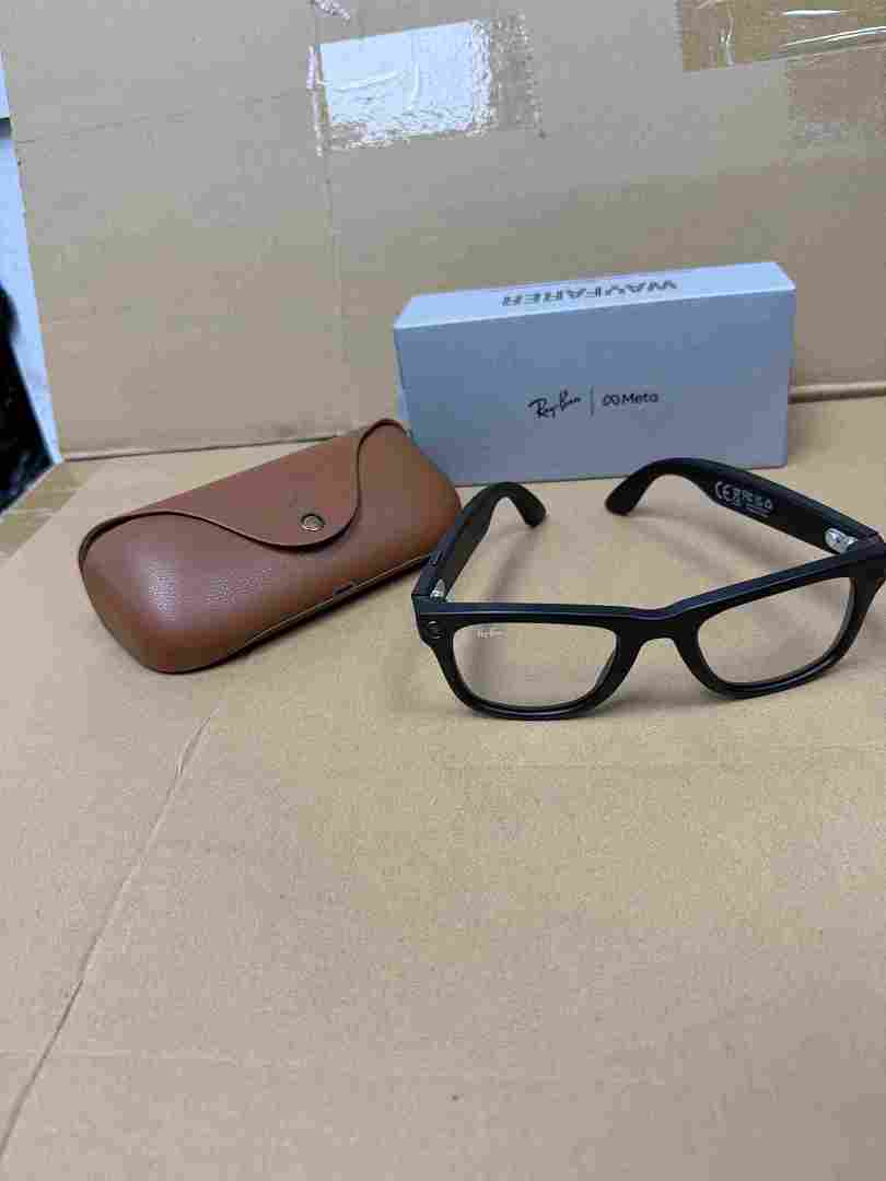 On Running Ray-Ban AI Sunglasses 2Nd - Image 5