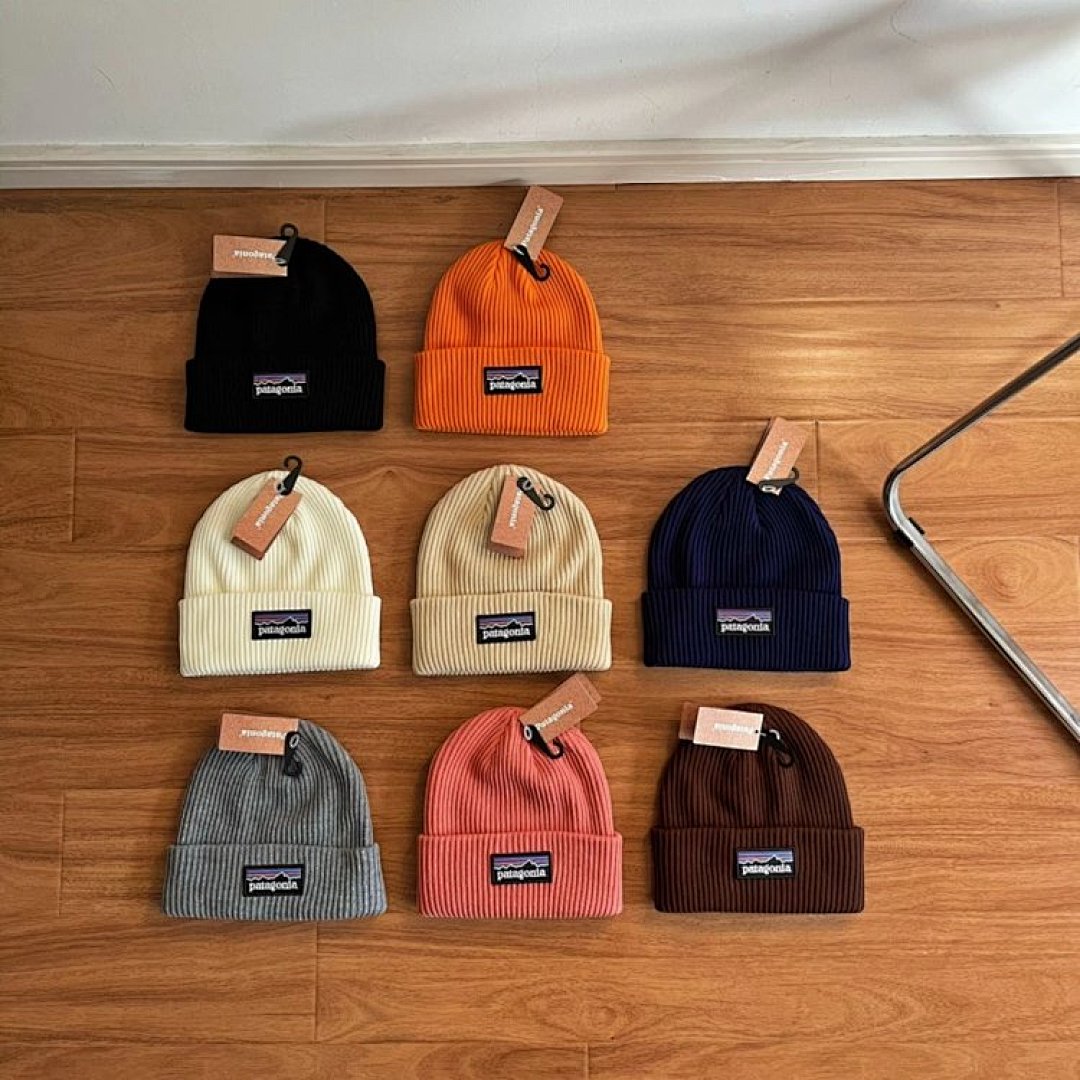 Christian Louboutin Pa.Ta Vintage Casual Thermal Hat - Image 2