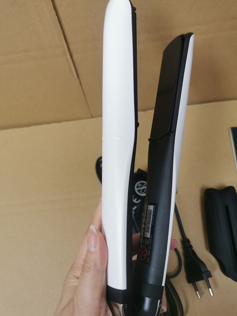 On Running Olatinum+Professional Smart Styler - Image 13