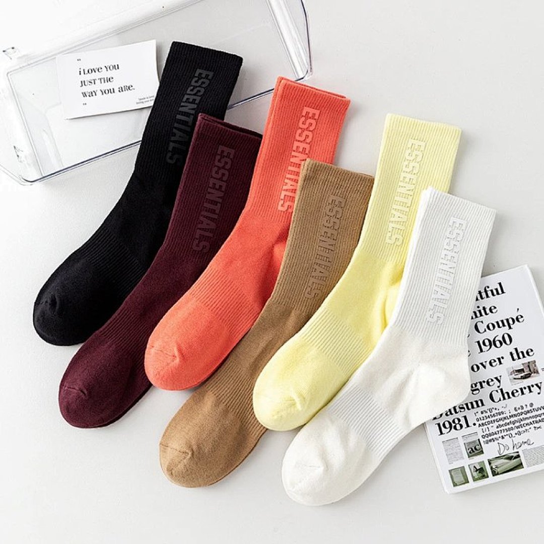 E.S.S Three-Dimensional Print Solid Color Cotton Socks Movement Tide, photo 1