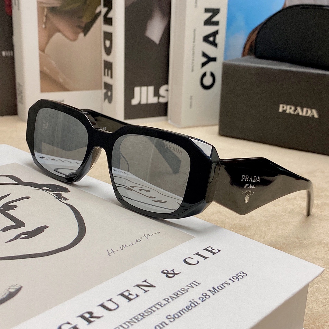 On Running PRADA - Image 9