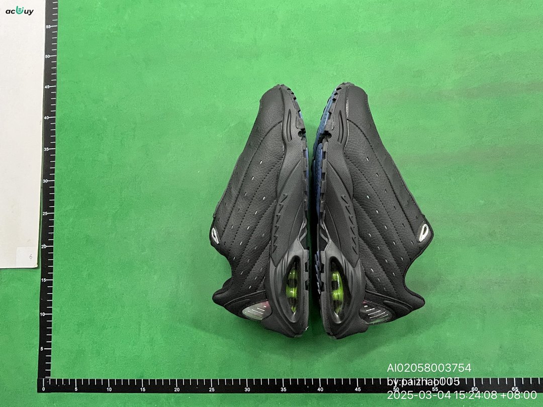 Shoes NIKE AIR MAX PlUS TN Co-Signed - Image 4