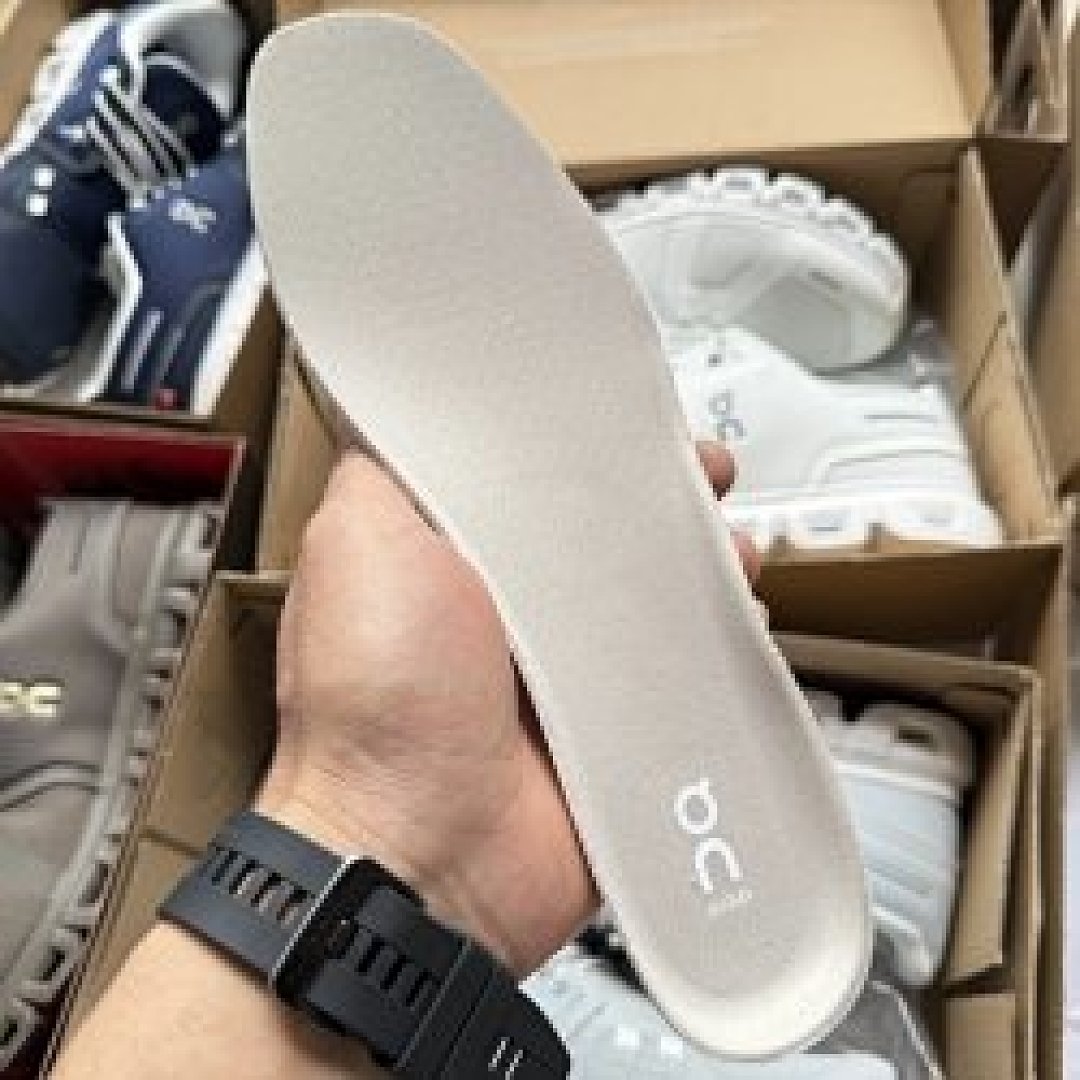 On Running O.N, Cloud 6. - Image 16