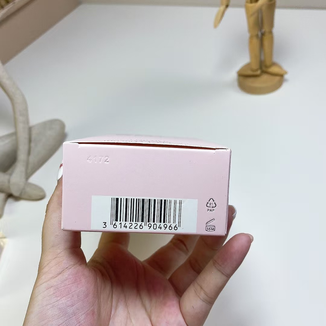 Other Burberry Flower And Her - Image 57