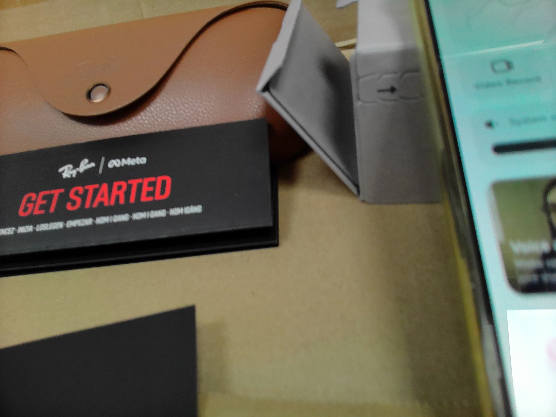 On Running Ray-Ban AI Sunglasses 2Nd - Image 35