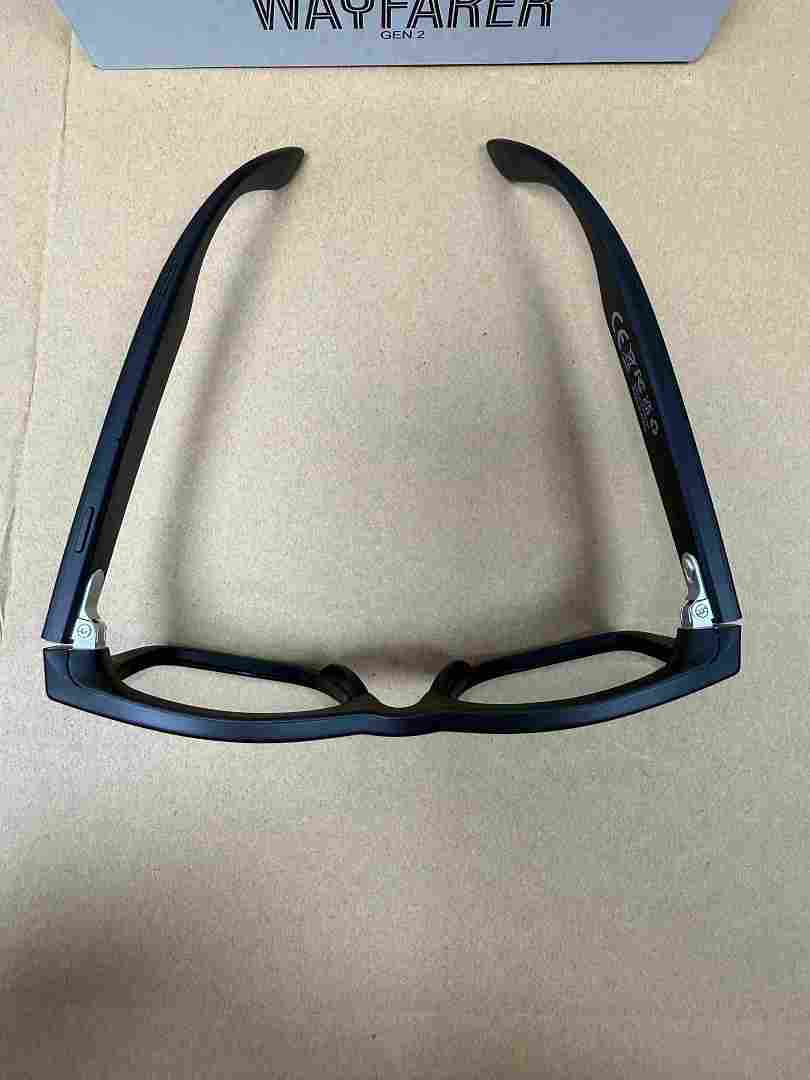 On Running Ray-Ban AI Sunglasses 2Nd - Image 11