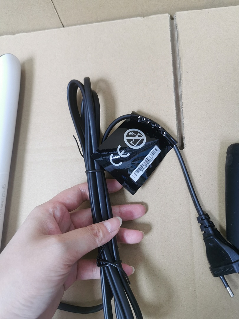 On Running Olatinum+Professional Smart Styler - Image 16