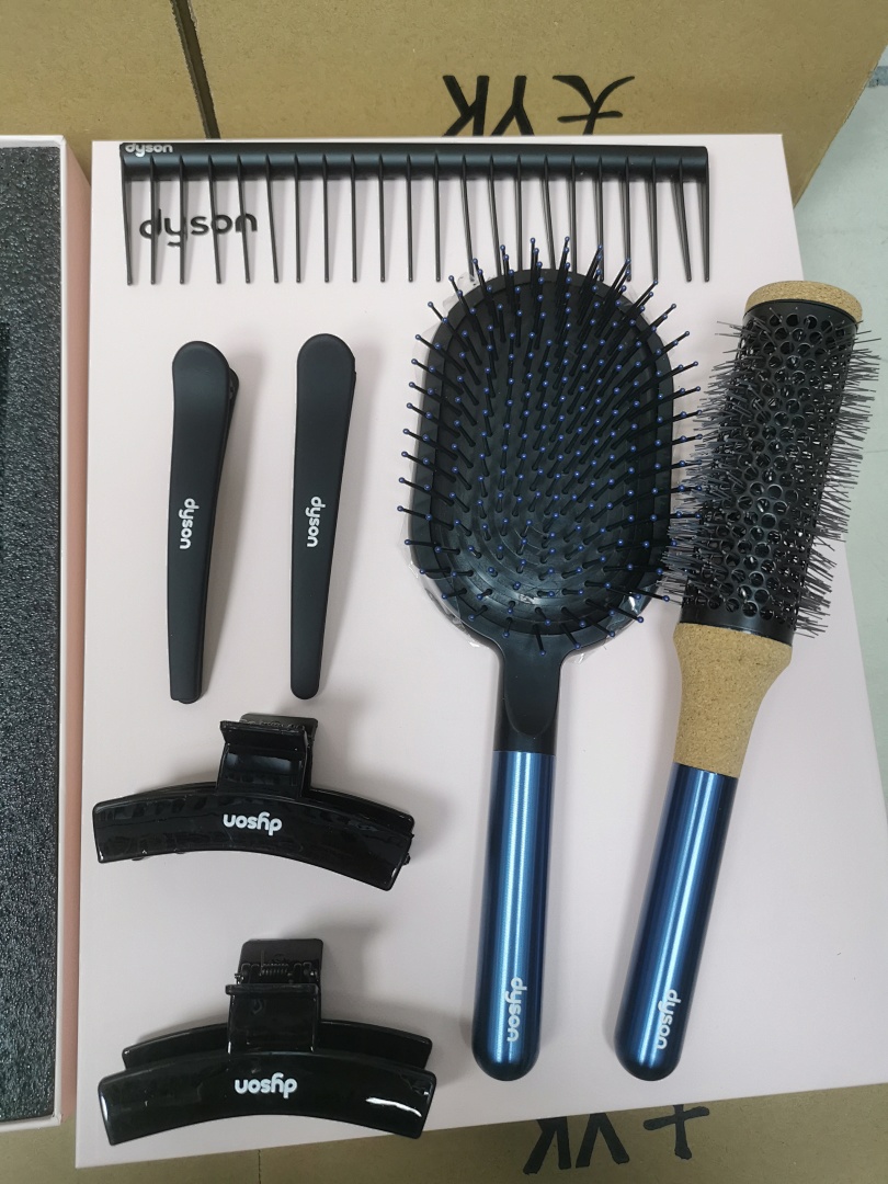 On Running Comb Gift Box - Image 23