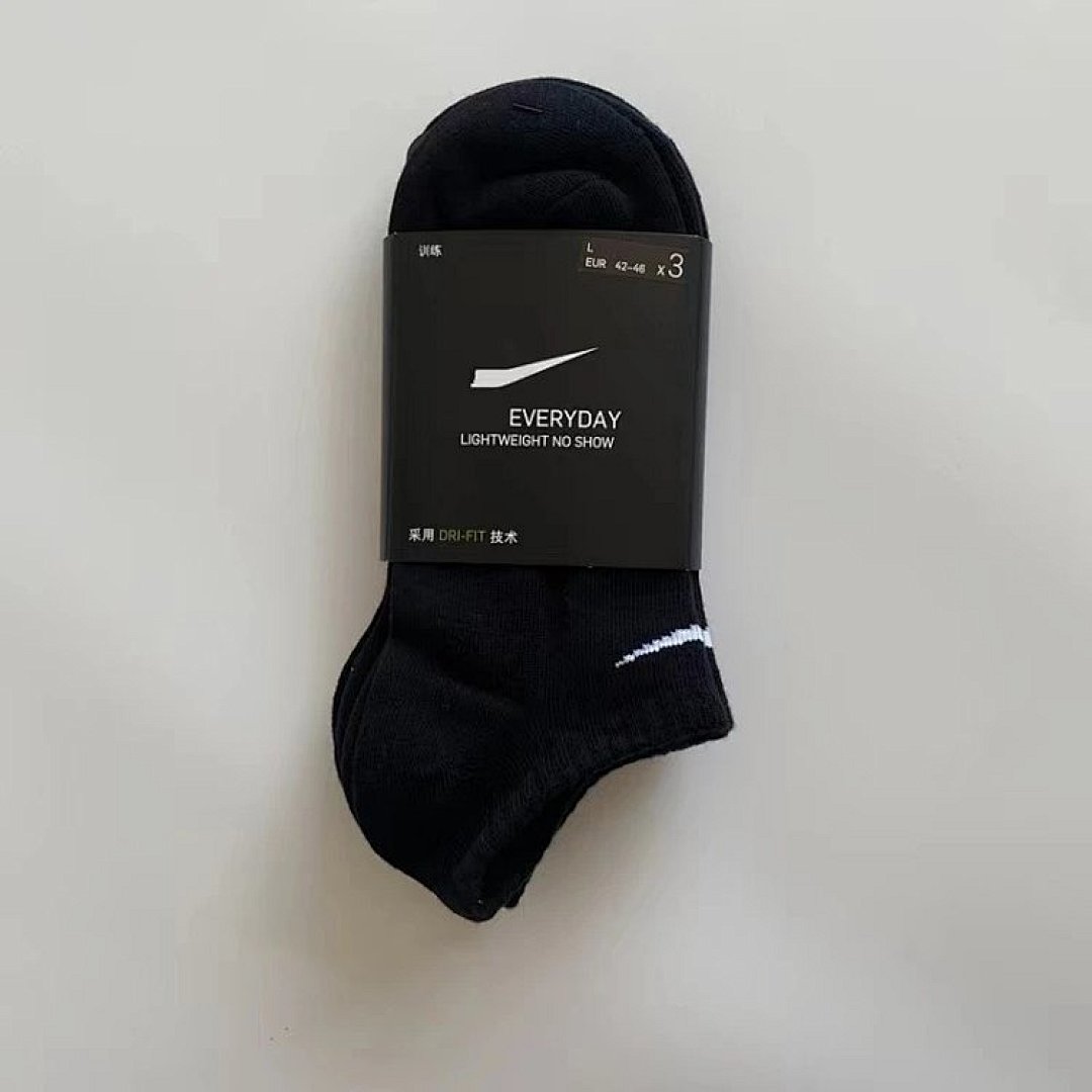 Other Ni.Ke Socks - Image 19