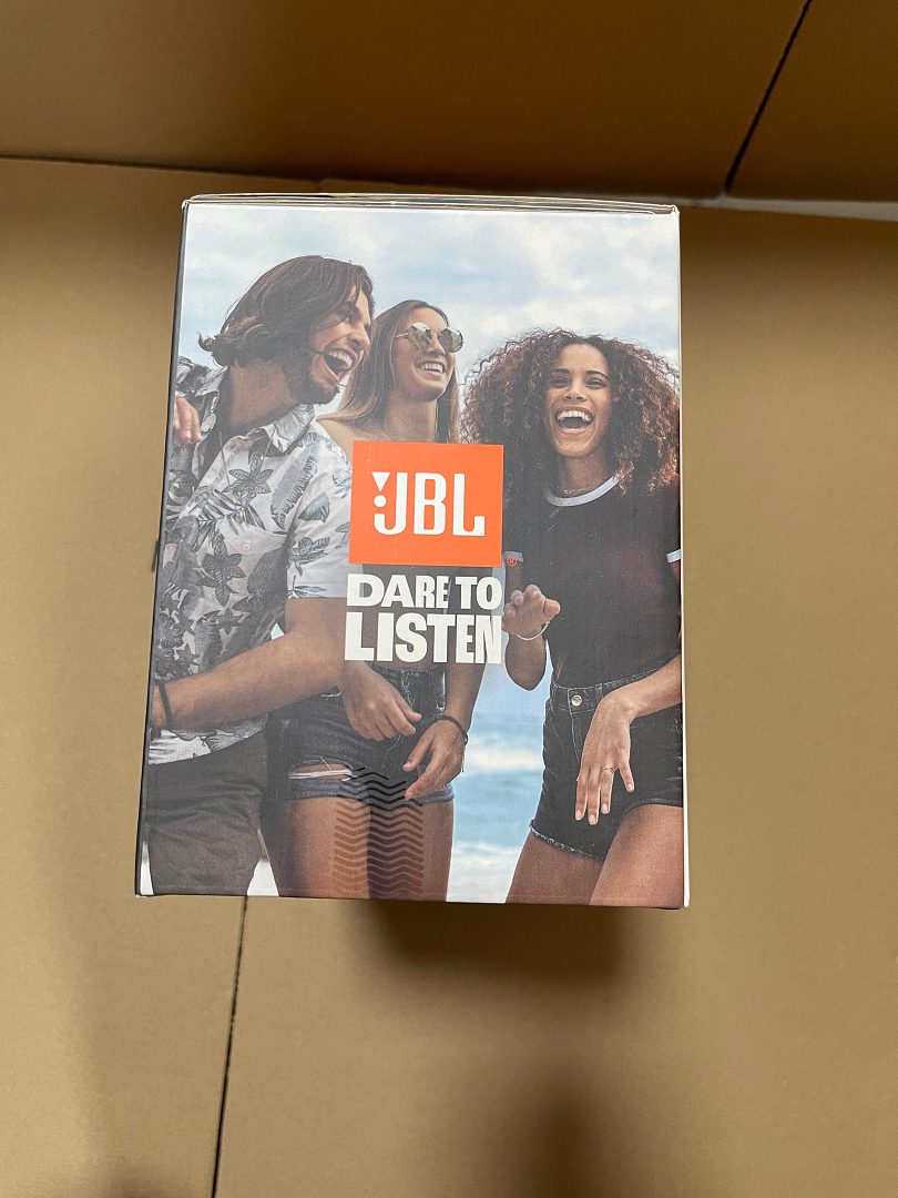 On Running JBL - Image 18