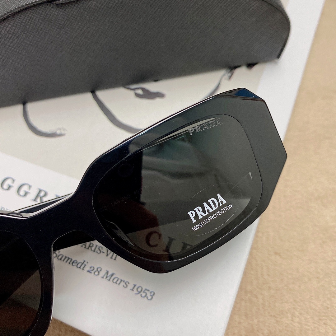 On Running PRADA - Image 14