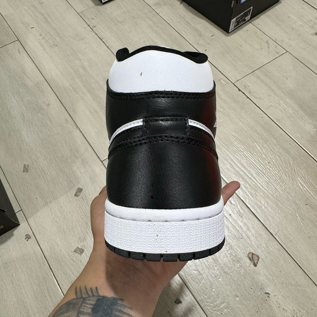 Shoes Aa.Jj1 Mid - Image 51
