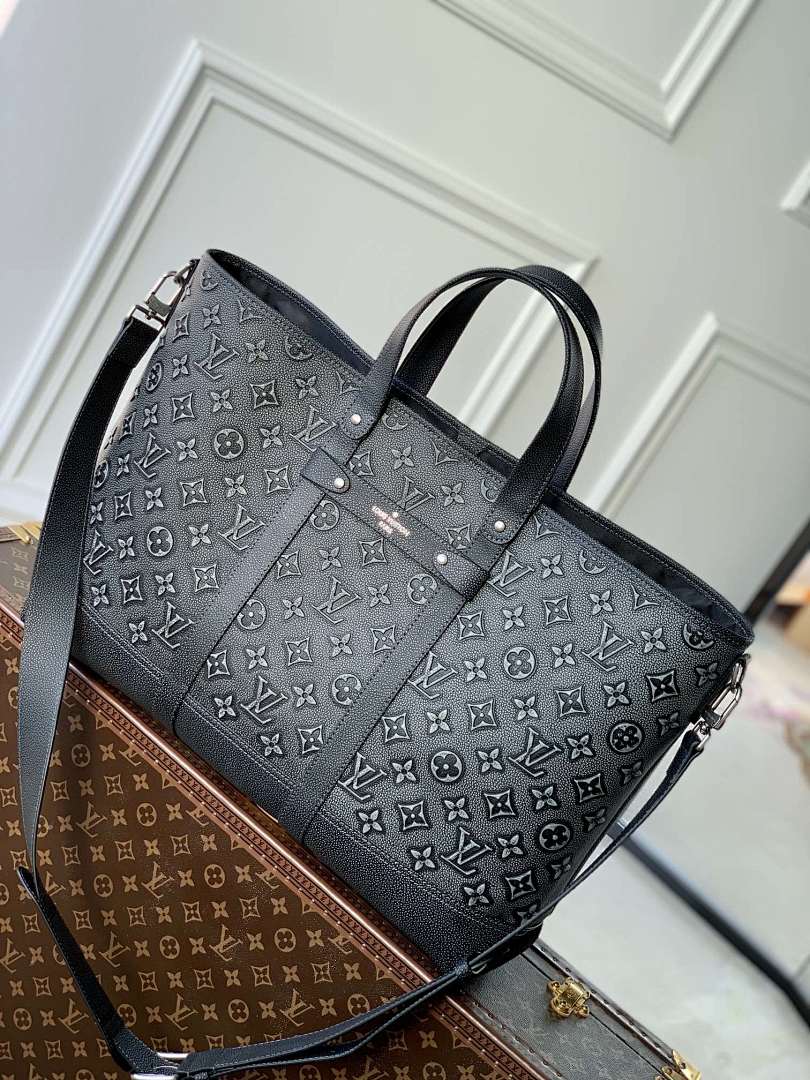 Bag 1, photo 1