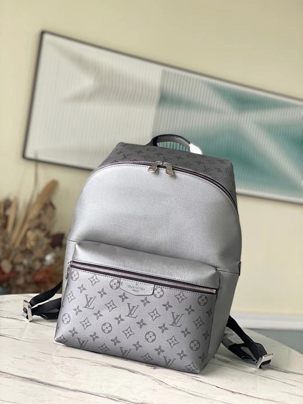 Bag 1, photo 1