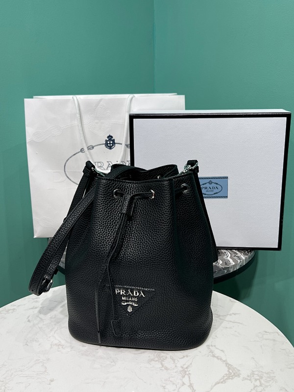 Bag P, photo 1