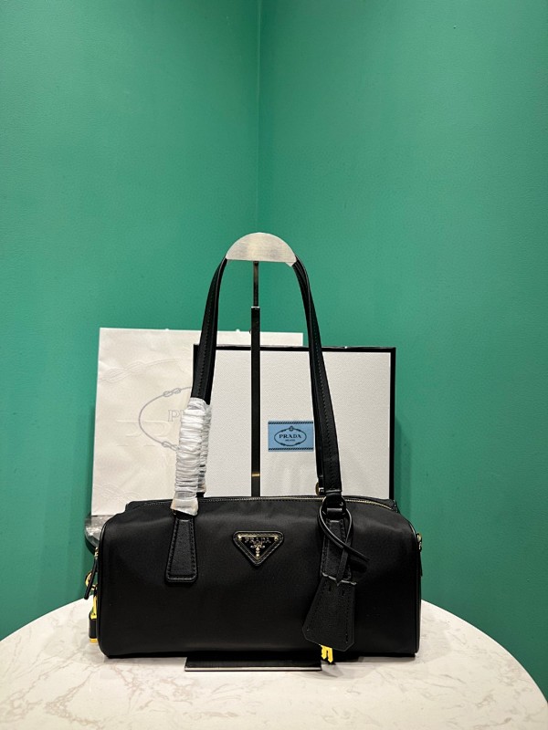 Bag P, photo 1