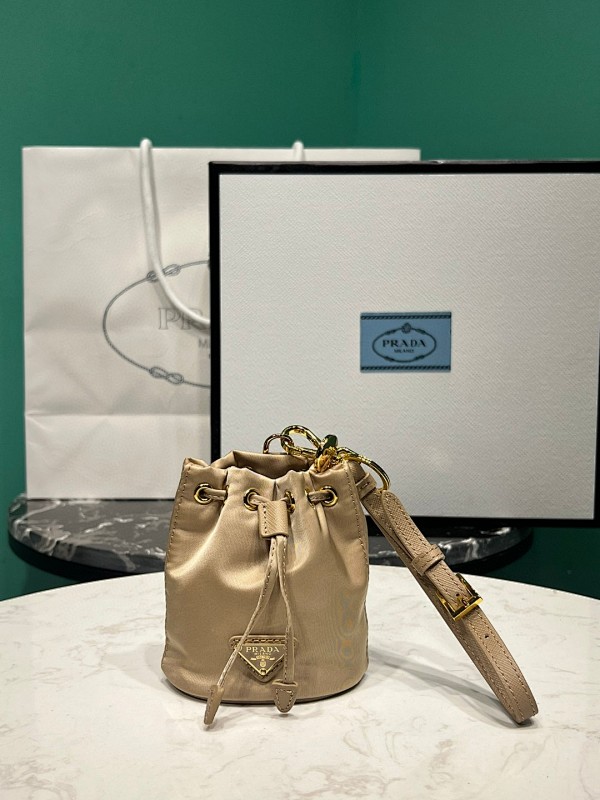 Bag P, photo 1