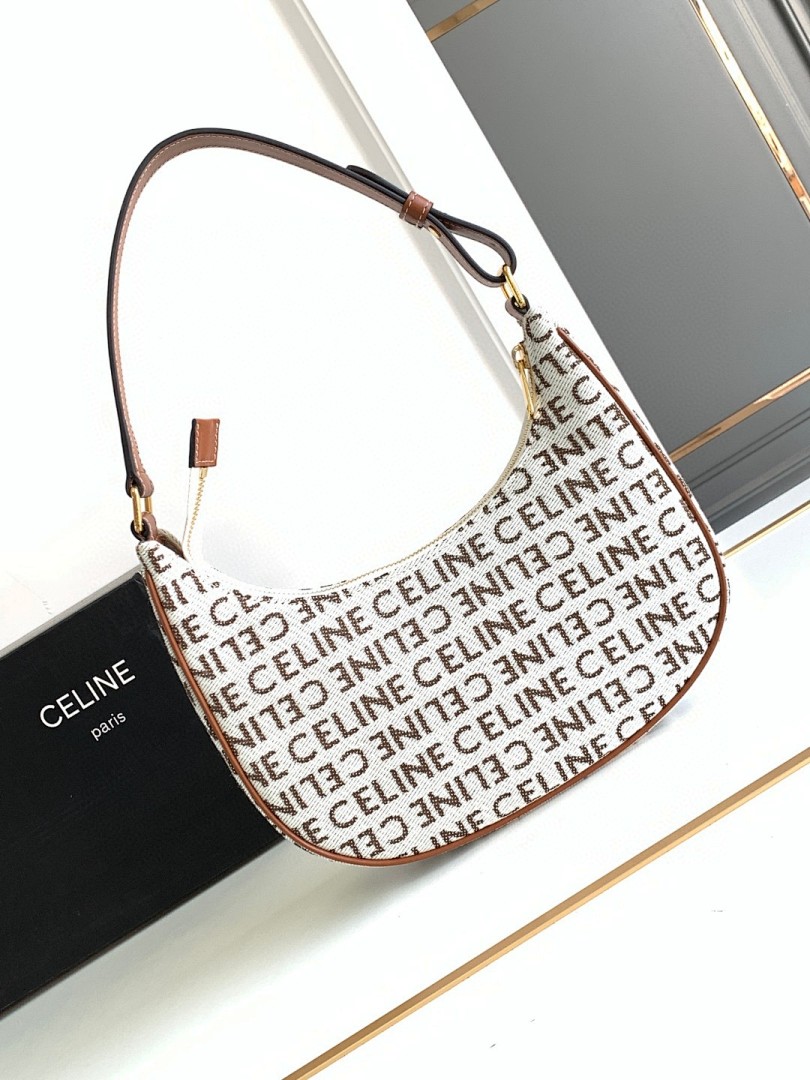 Bag C, photo 1