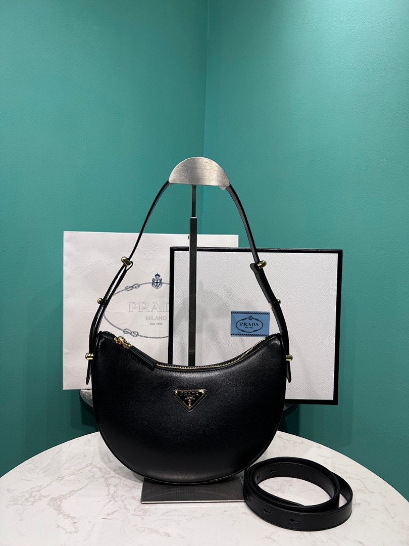 Bag P, photo 1
