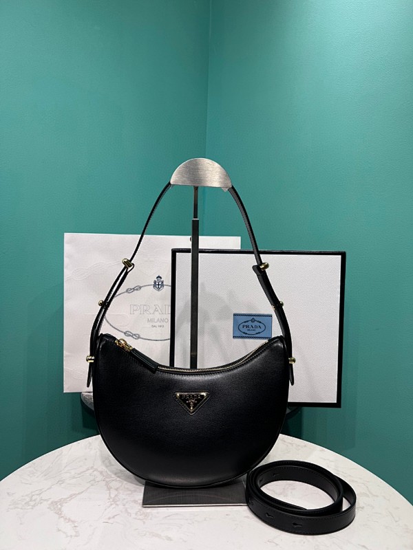 Bag P, photo 1