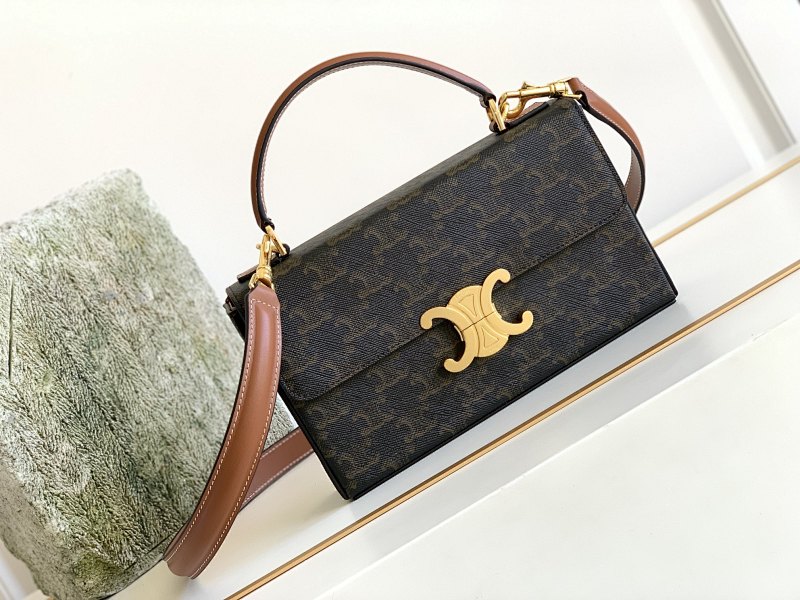 Bag C, photo 1