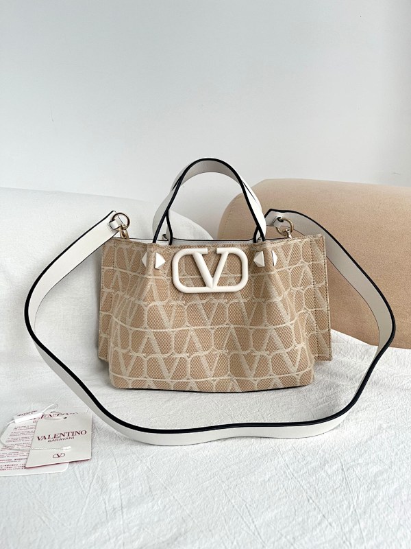 VL, photo 1