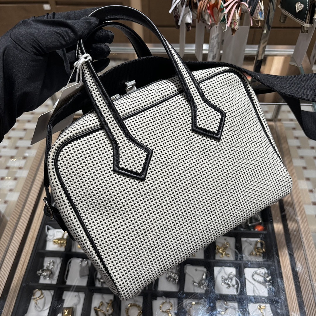 Bag HM, photo 1