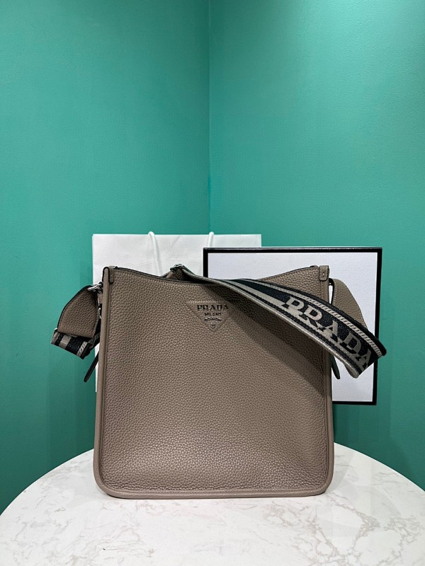 Bag P, photo 1
