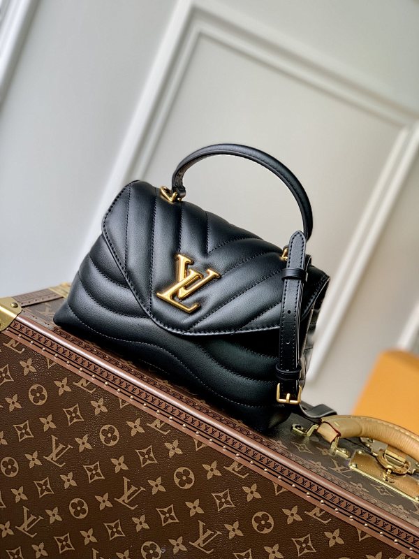 Bag 1, photo 1
