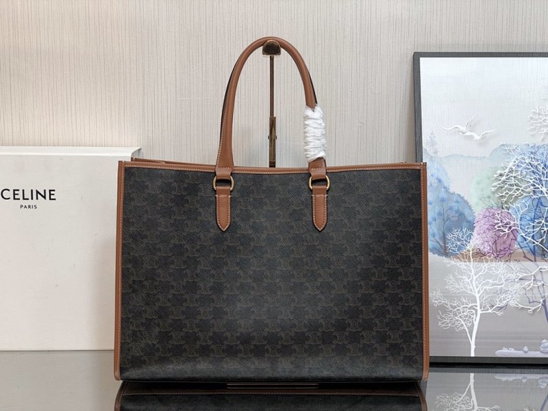 Bag C, photo 1