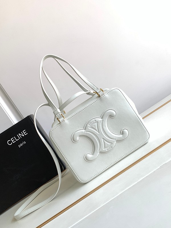 Bag C, photo 1