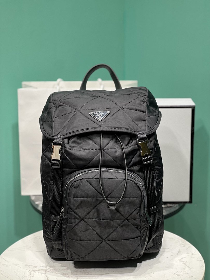 Bag P, photo 1