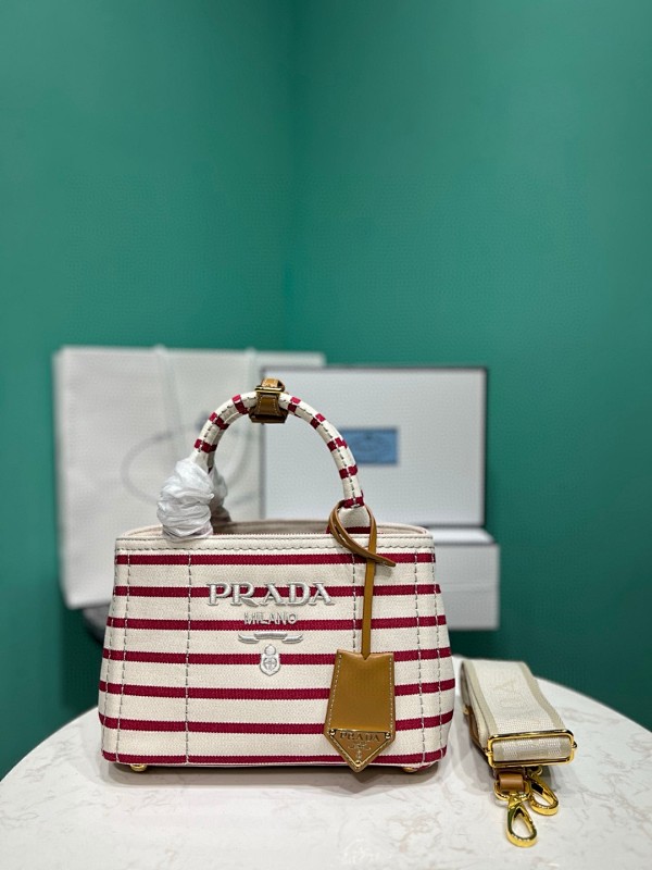 Bag P, photo 1