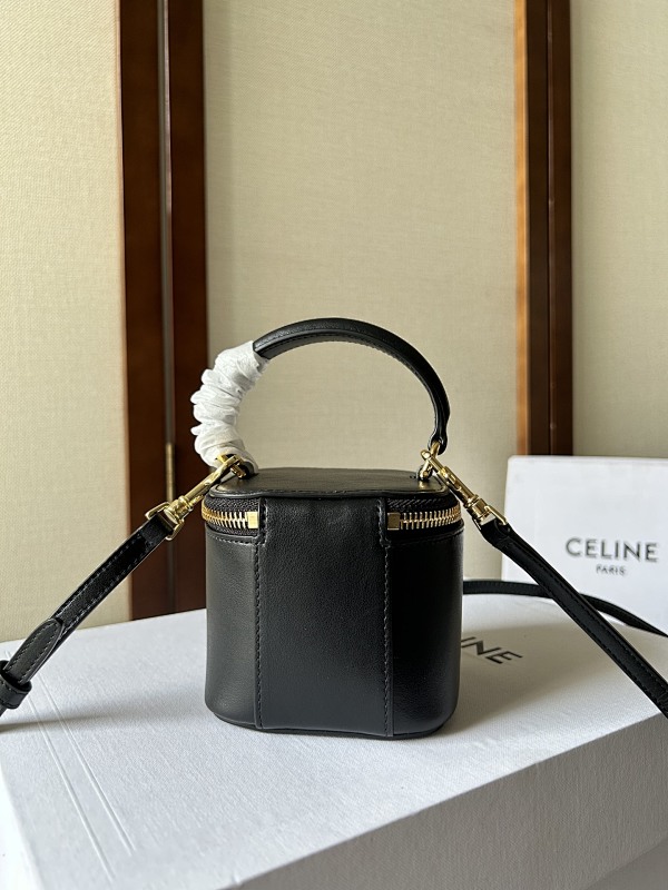 C, photo 1