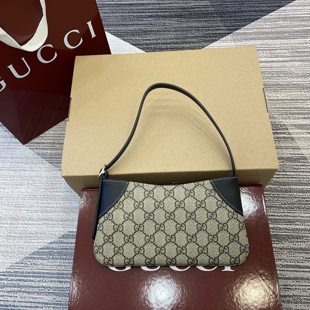 Bag G, photo 1