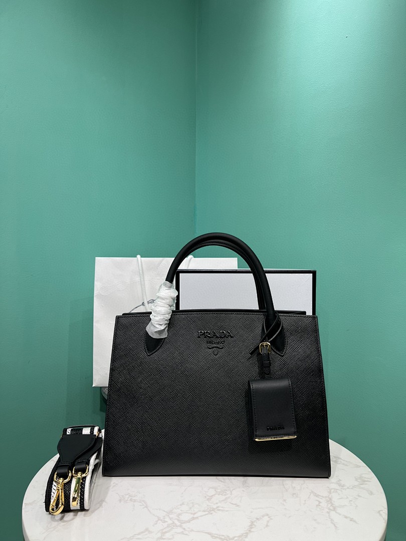 Bag P, photo 1