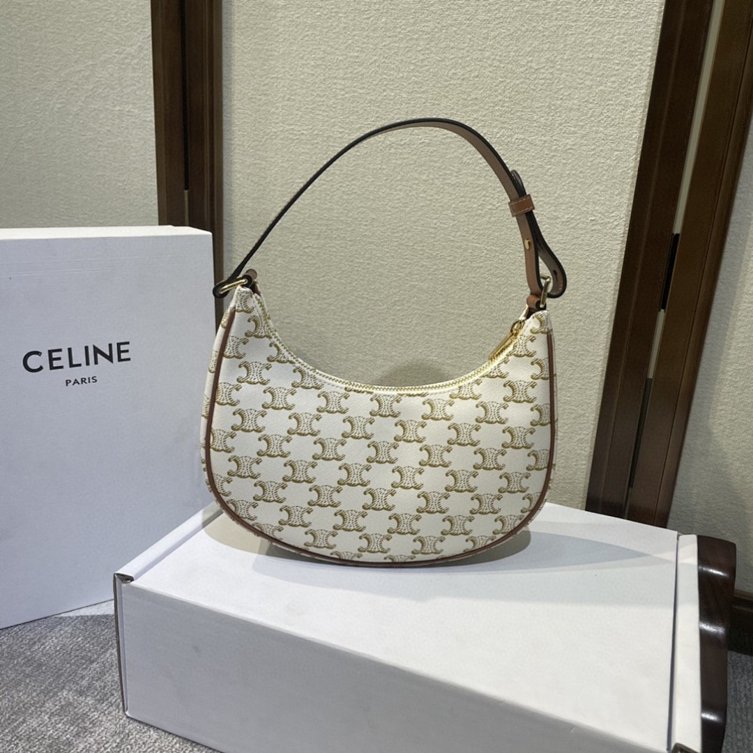 Bag C, photo 1