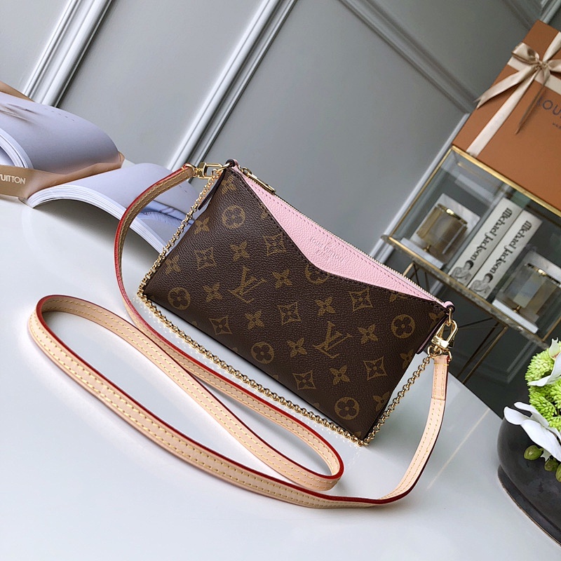 Bag 1V, photo 1