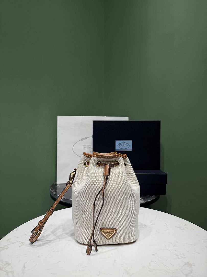Bag P, photo 1