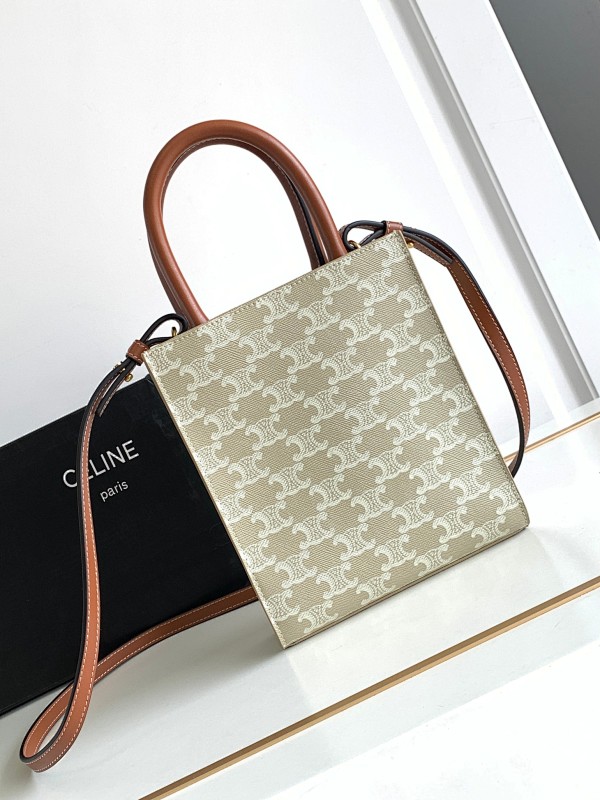 Bag C, photo 1