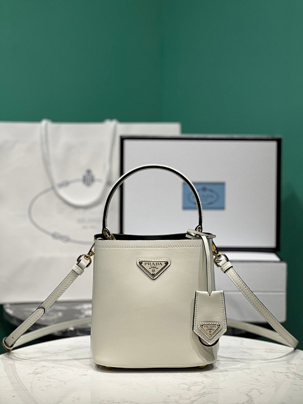 Bag P, photo 1