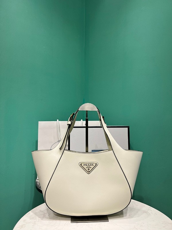 Bag P, photo 1