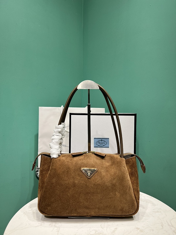 Bag P, photo 1