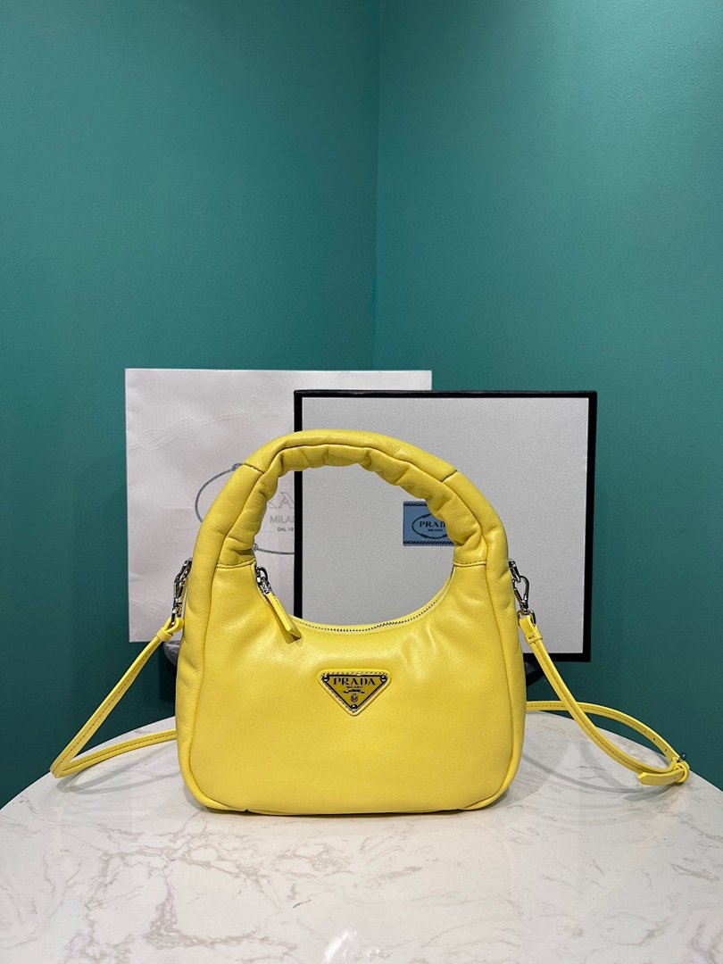 Bag P, photo 1