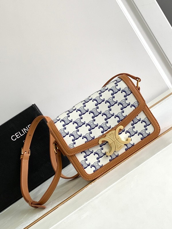 Bag C, photo 1