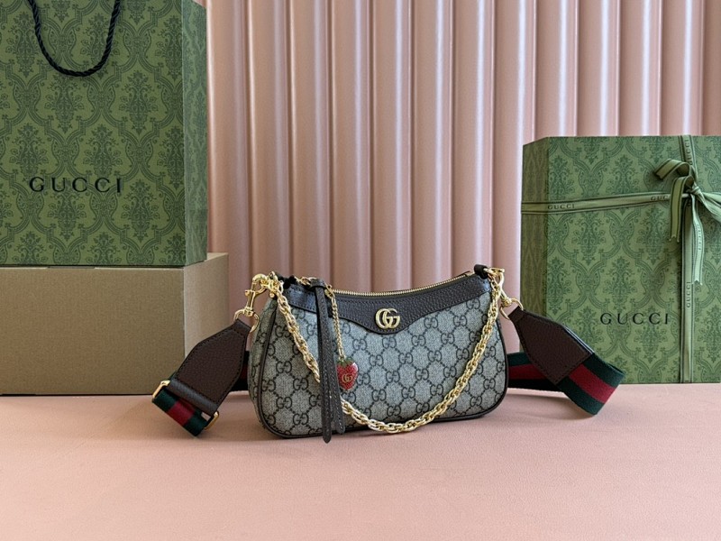 G, photo 1