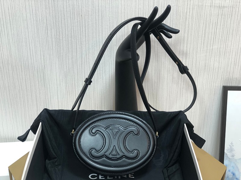 Bag C, photo 1