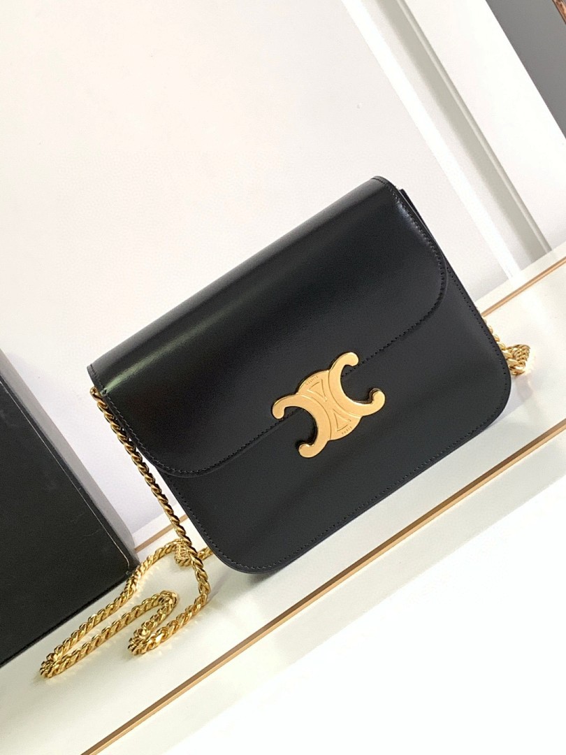 Bag C, photo 1