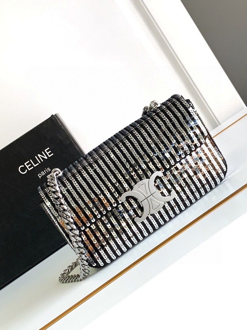 Bag C, photo 1