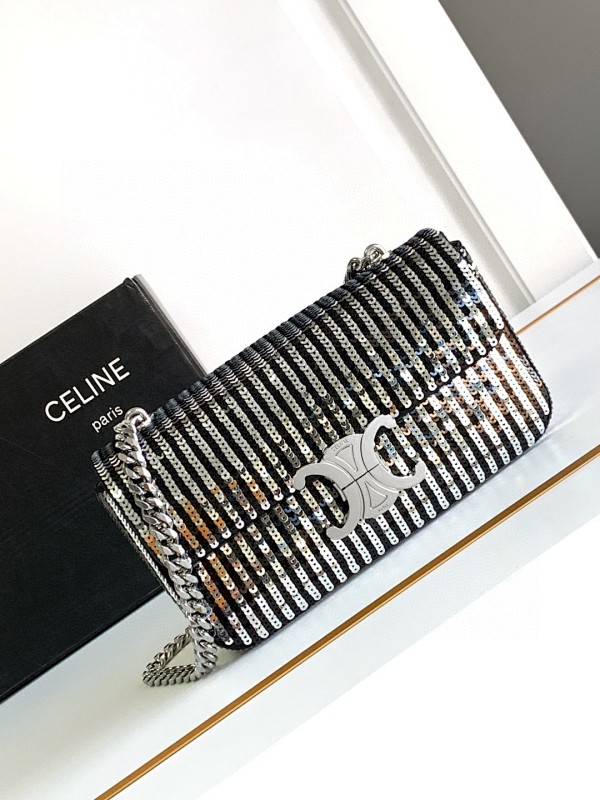 Bag C, photo 1